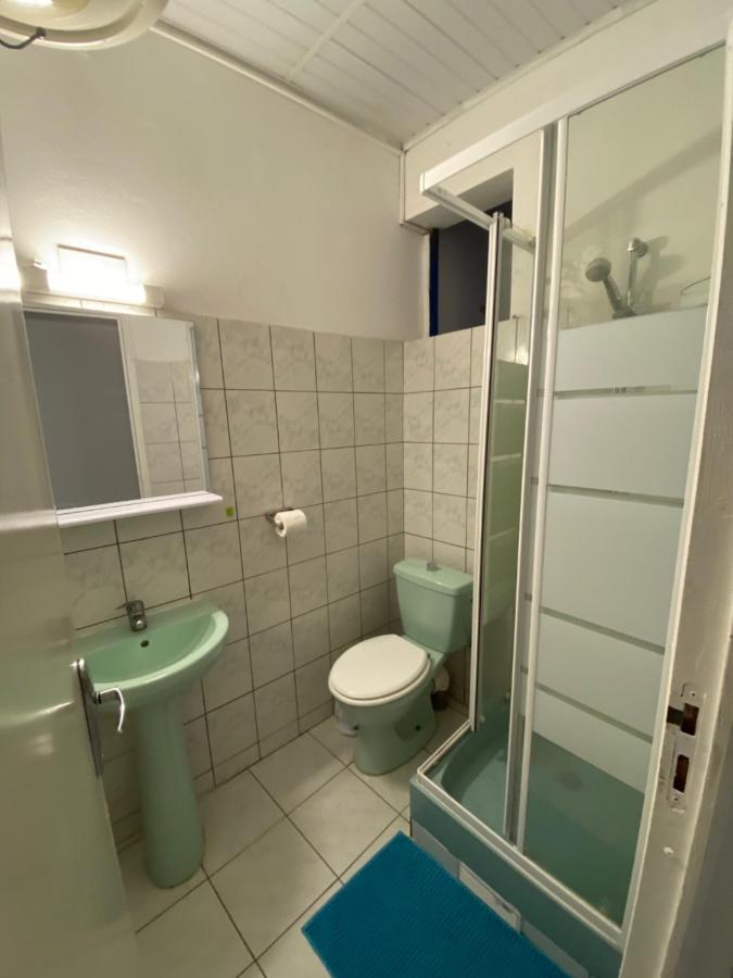Appartements Les Pieds Dans L'Eau Ле-Труаз-Иле Экстерьер фото